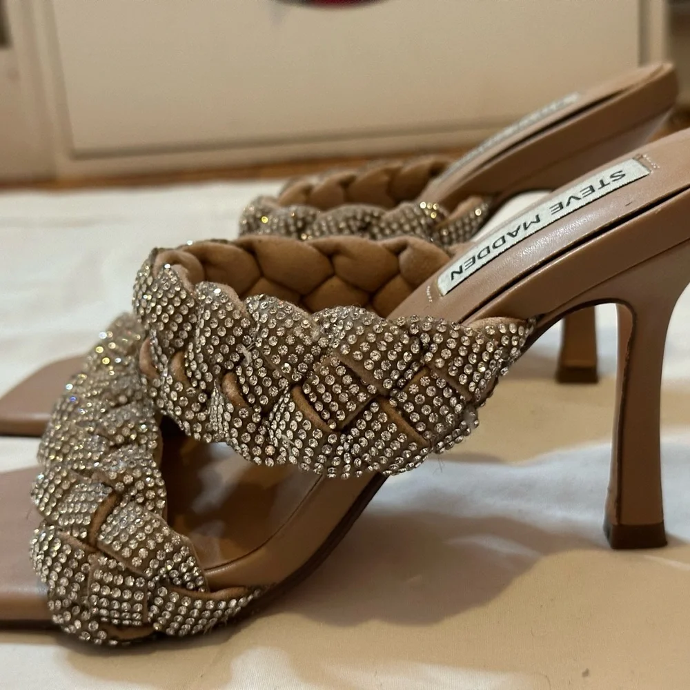 Steve Madden Tan Braided Heeled Mules - Picture 2 of 3